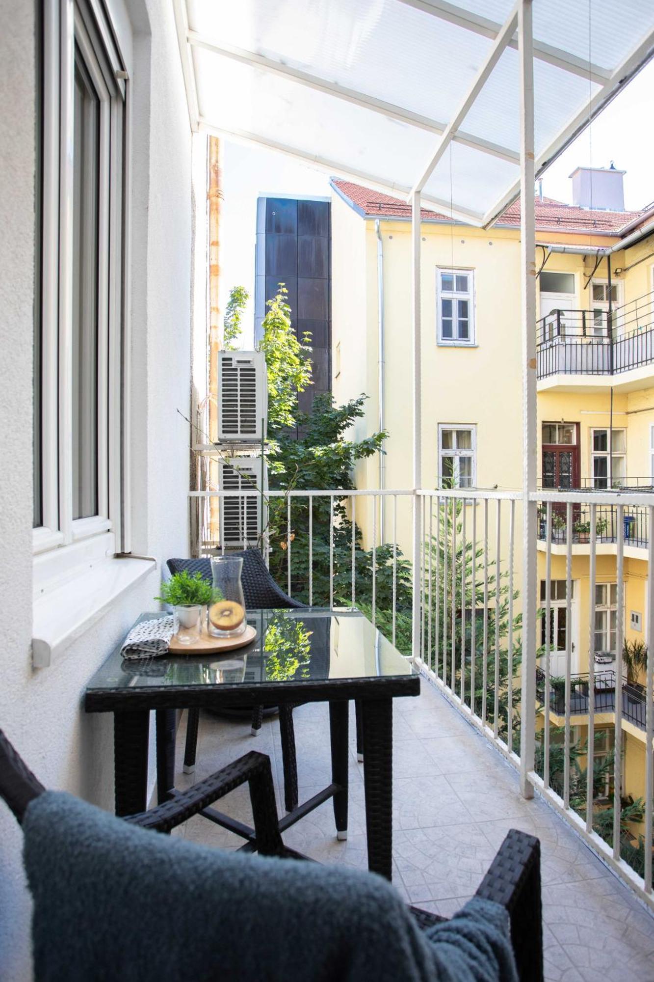 Design And Modern Apartments In Heart Of Zagreb Ngoại thất bức ảnh